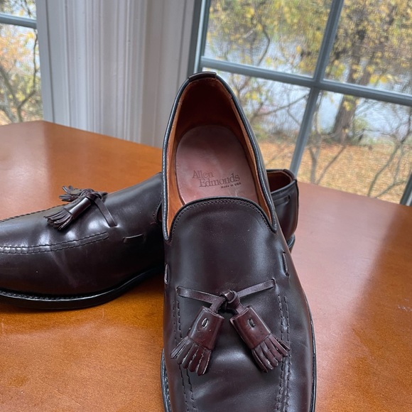 Allen Edmonds Burgundy Shell Cordovan loafers size 10B - Picture 2 of 6